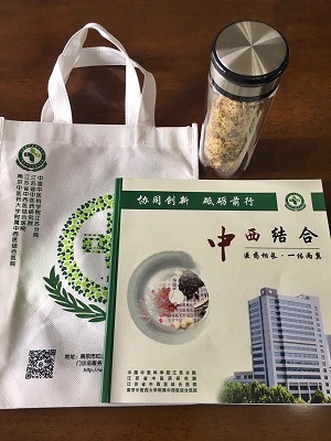 3赠送学员的结业纪念品.jpg